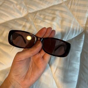 Le Specs Unreal Tortoise quilted pattern sunglass. Perfect condition.